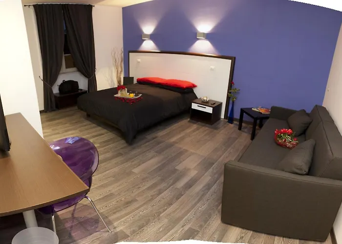 Chroma Exy - Chroma Italy