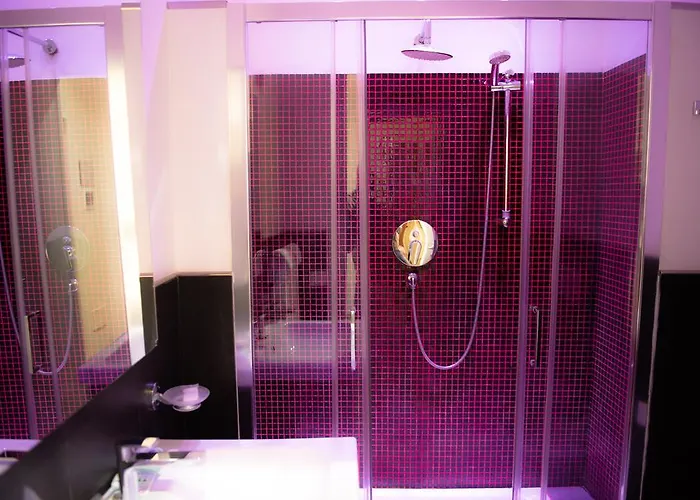בית הארחה Chroma Exy - Chroma Italy 4*