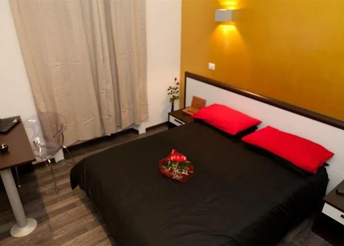 Chroma Exy - Chroma Italy 4*
